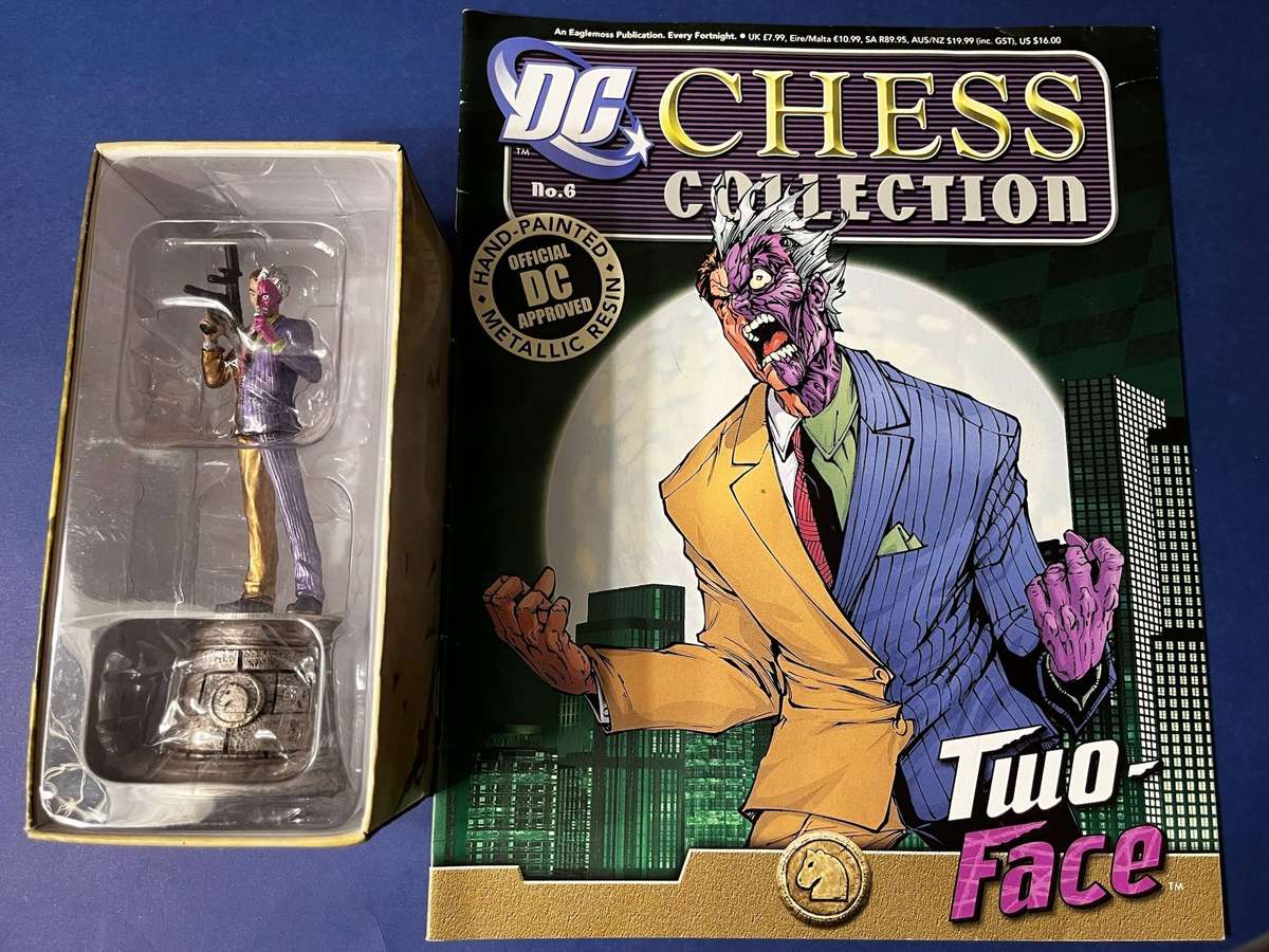  DC Chess Collection  Two-Face Black Knight Figure (Issue No. 6)