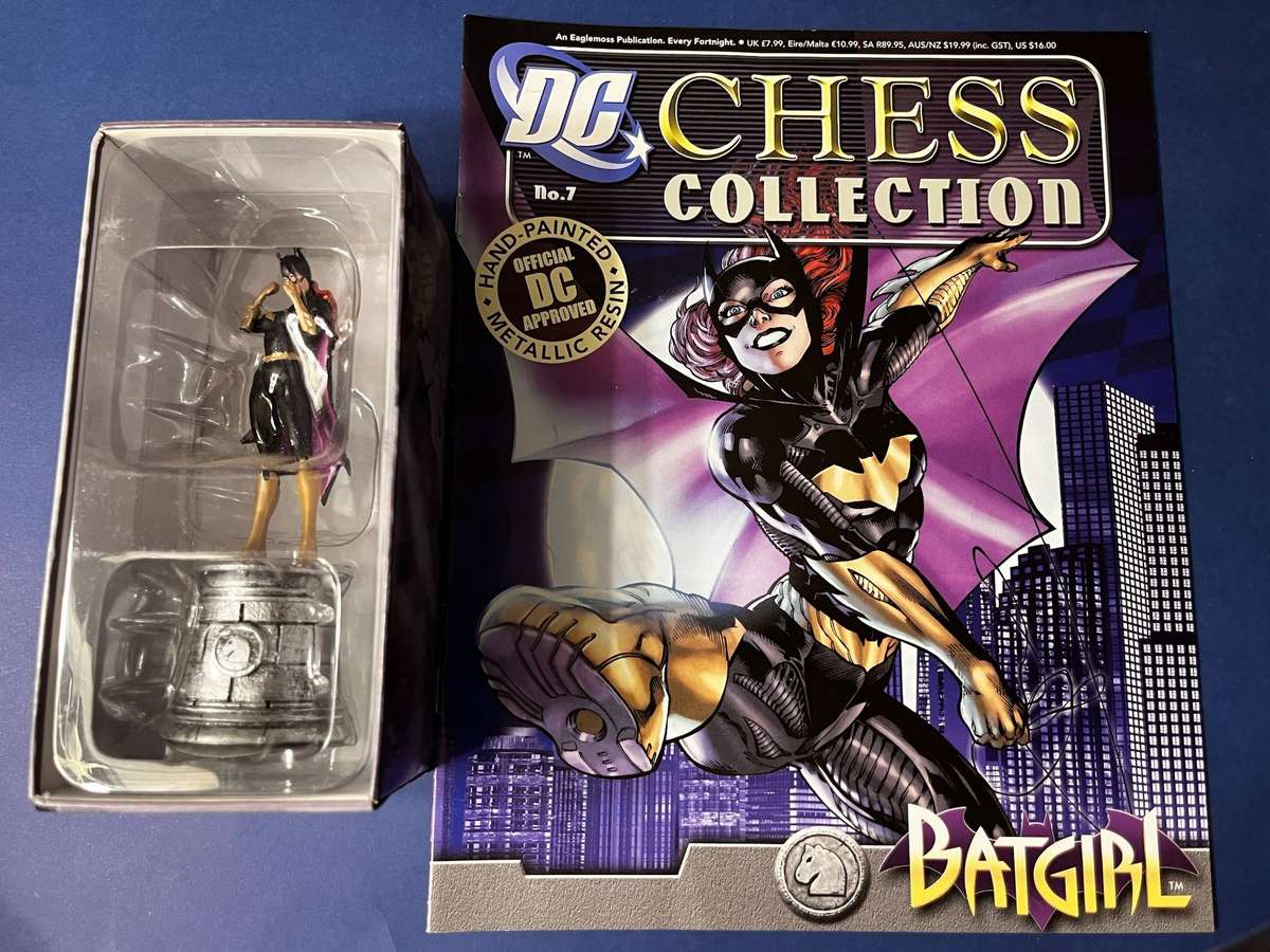  DC Chess Collection  Batgirl White Knight Figure (Issue No. 7)