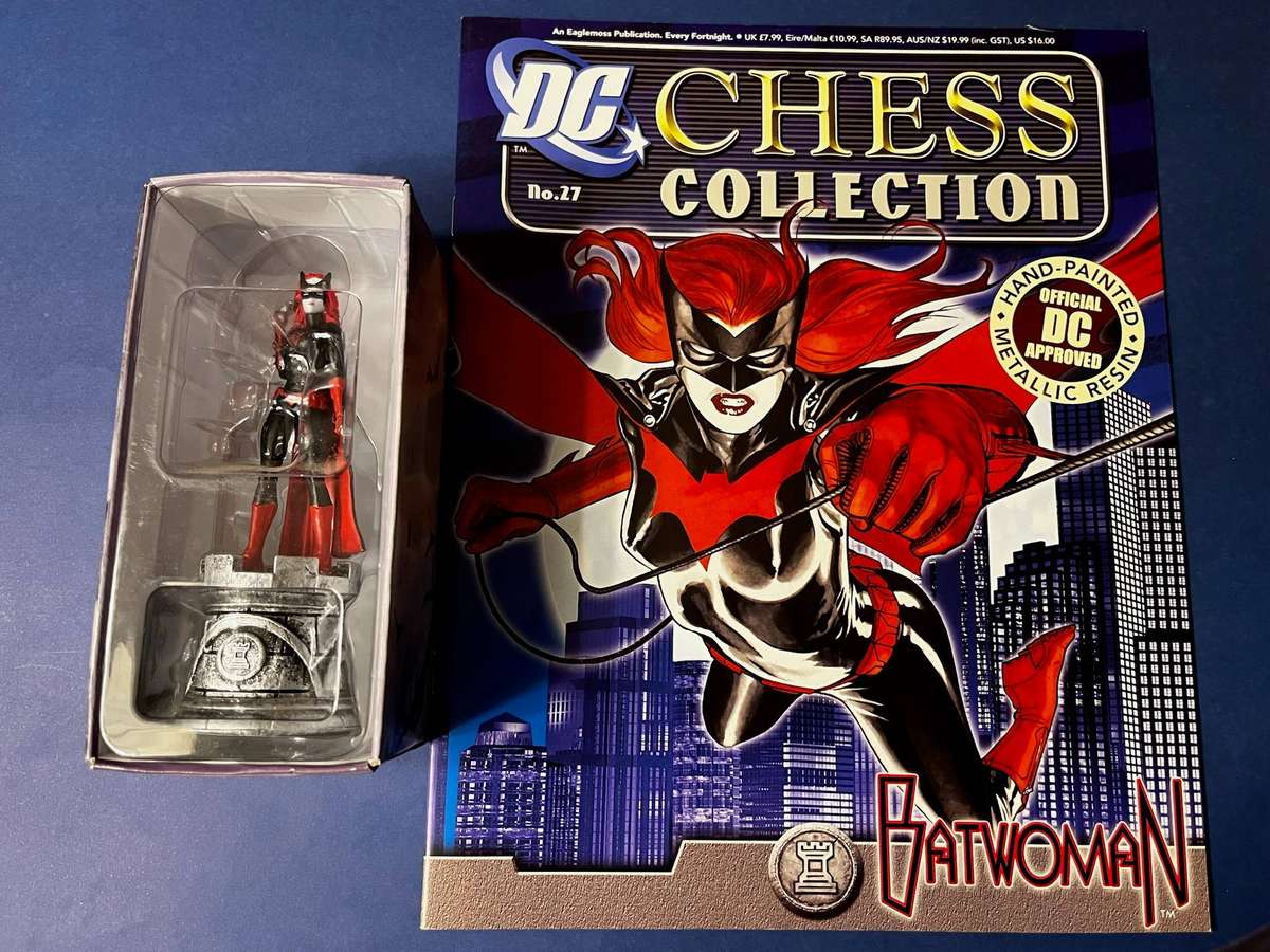  DC Chess Collection  Batwoman | Chess Piece | Issue No. 27