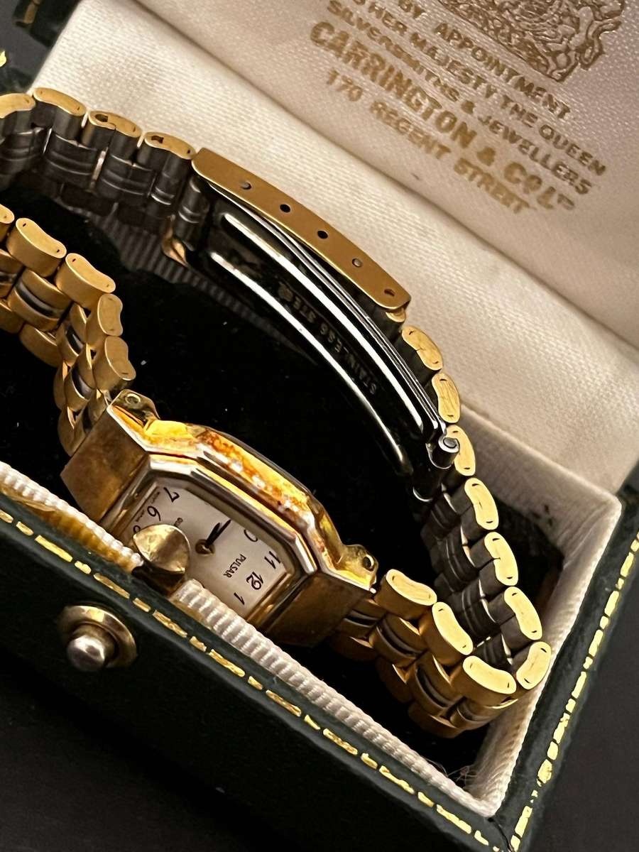 Pulsar Quartz Ladies Wristwatch  Gold-Tone Bracelet