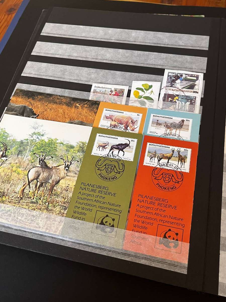  Mixed World Postage Stamp Collection  2 Albums (Incomplete)