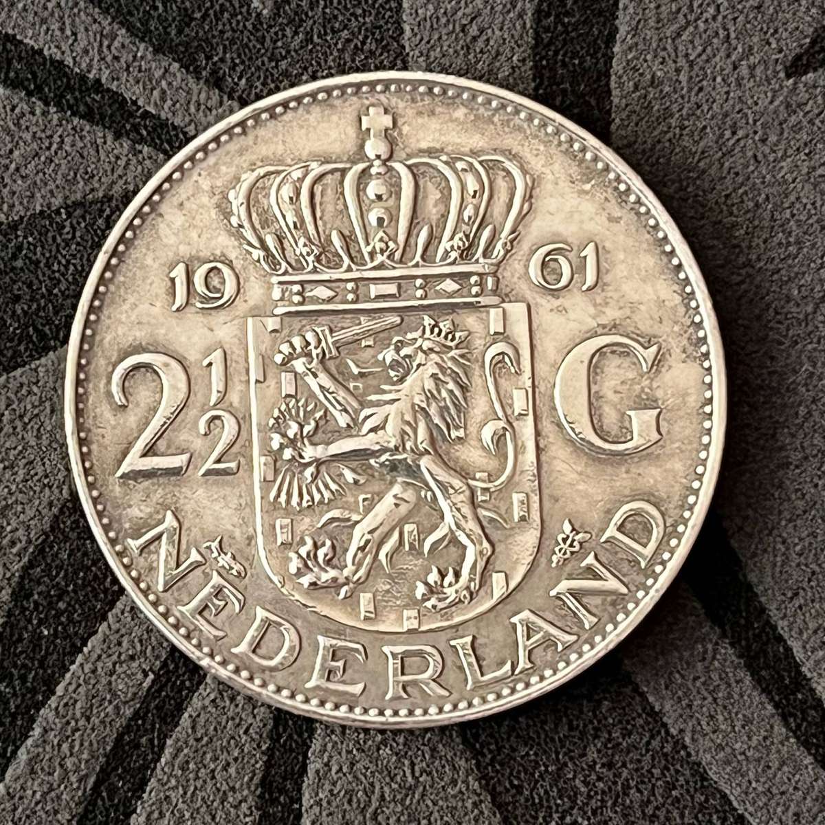  Netherlands 2½ Gulden Silver Coin  Queen Juliana  1961