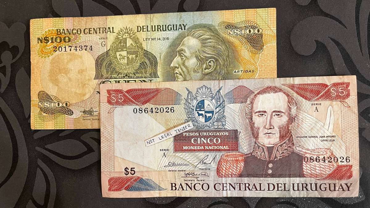 Uruguay Banknote Lot  100 Nuevos Pesos & 5 Pesos Uruguayos