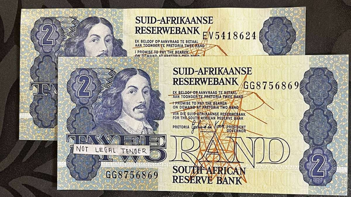 South Africa 2 Rand Banknotes x2