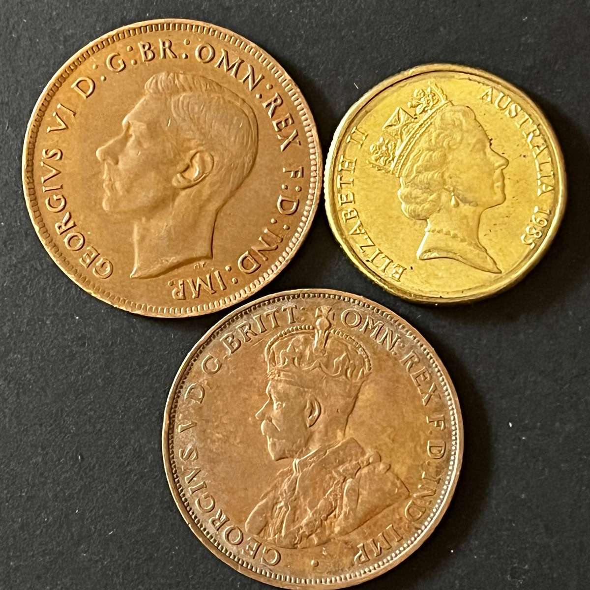 Mixed Australian Coin Lot  Pre-Decimal & Modern $1 Dollar 