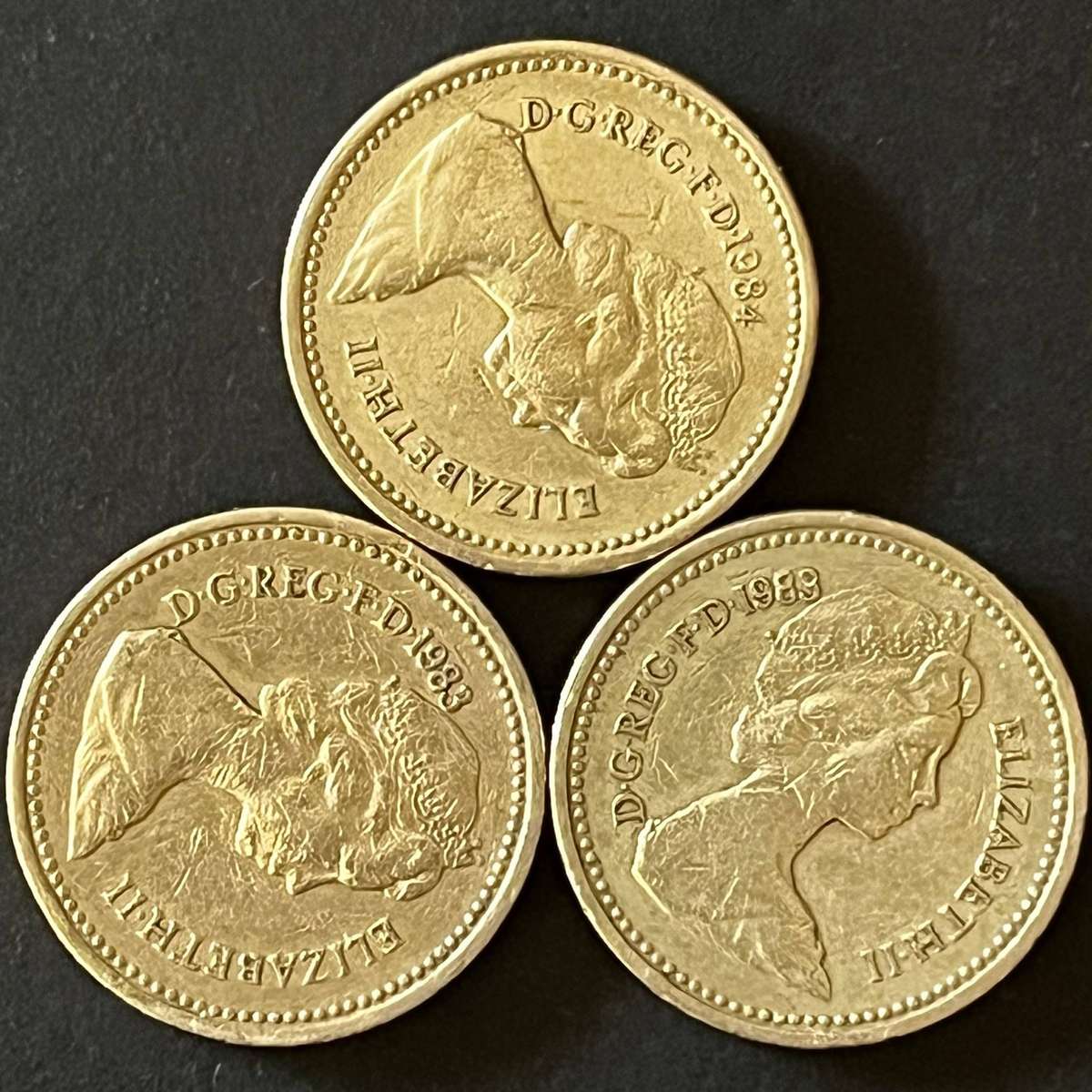  United Kingdom One Pound Coins  Mixed Designs