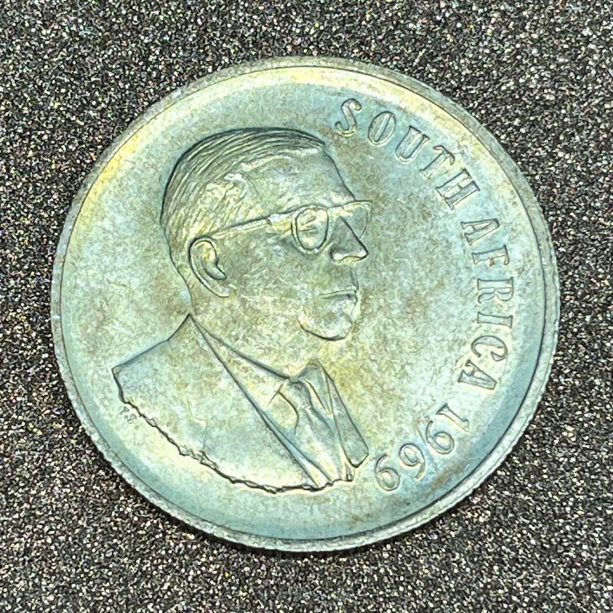  Republic of SA 1969 Dr T.E. Dönges 1 Rand .800 Silver