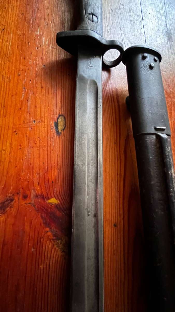  1907 British Pattern Sword Bayonet  Dated 1907  Lee Enfield  Original Scabbard