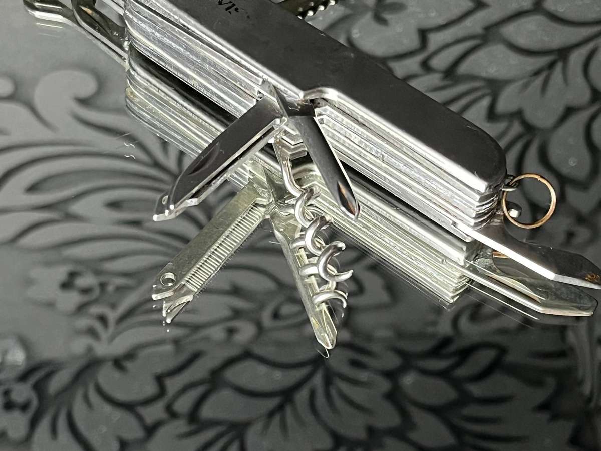 Swiss Style Multi-Tool Pocket Knife  Stainless Steel 11-in-1