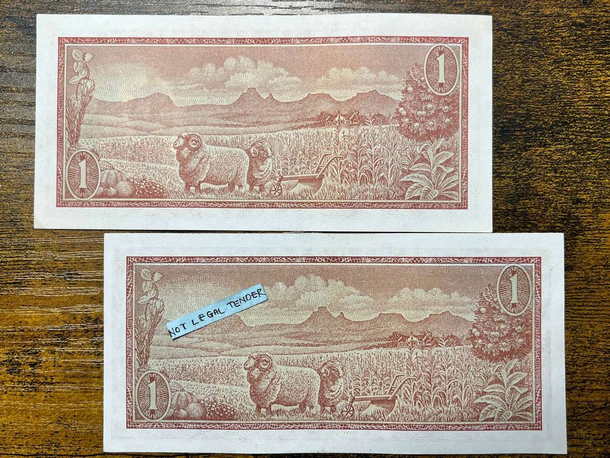  South Africa 1 Rand Banknote Pair | T.W. de Jongh