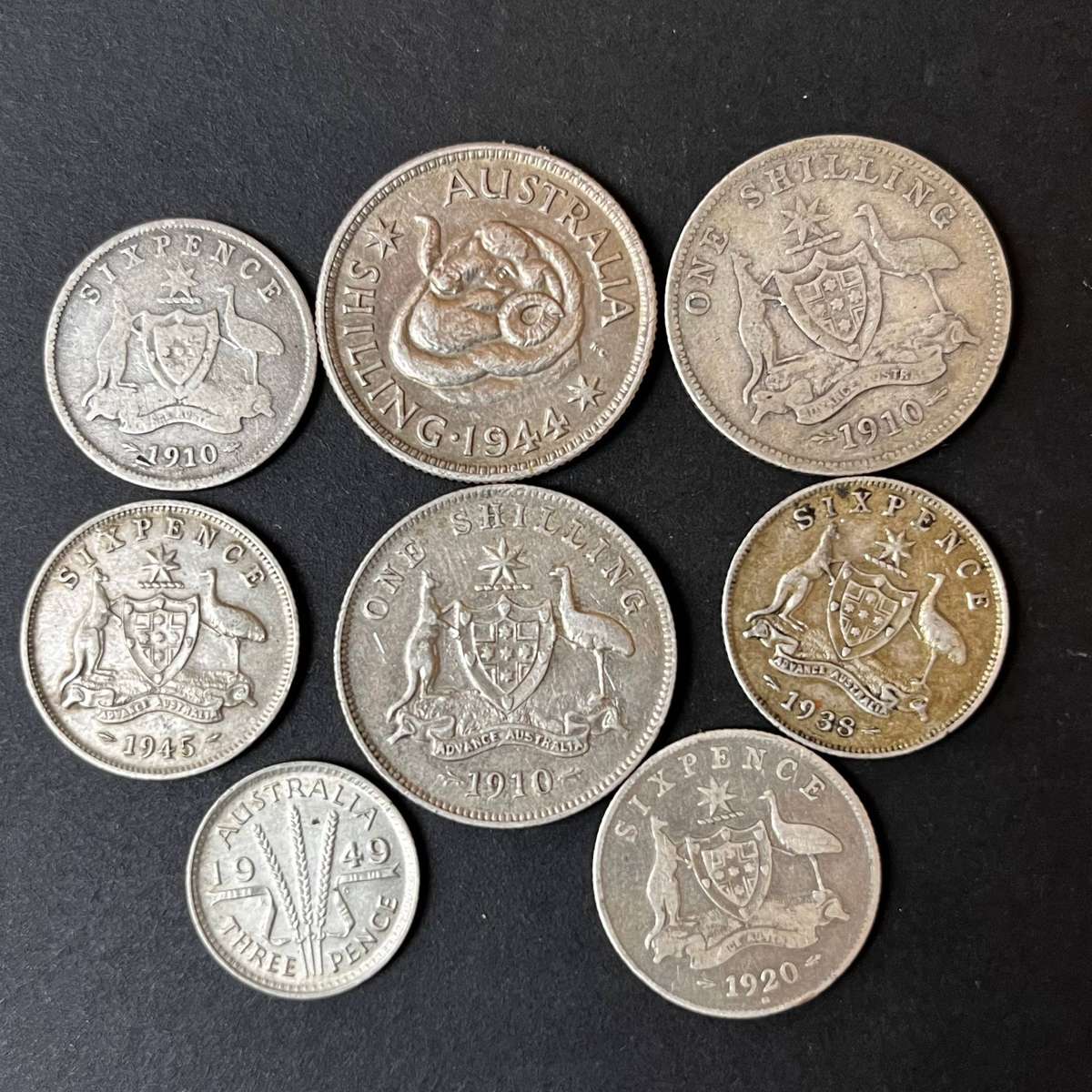 Various Denominations  Coin Lot (8 Coins)  Australia