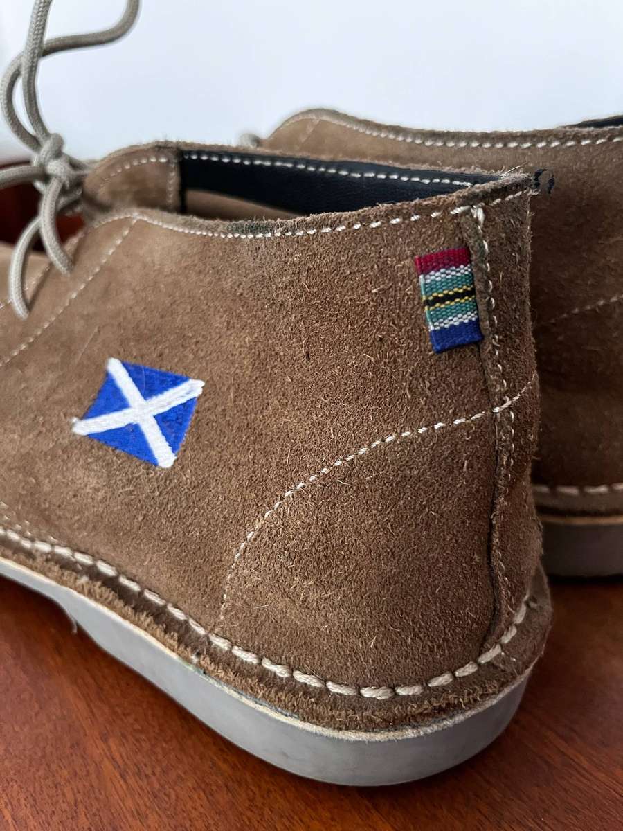 Veldskoen Leather Vellies - Brown - Scotland Flag Design