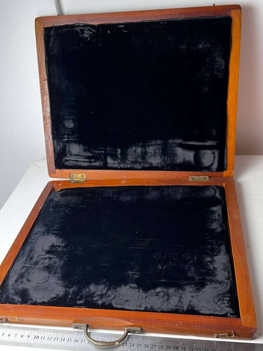 Large Wooden Display Case with Handle  Vintage Collector Storage