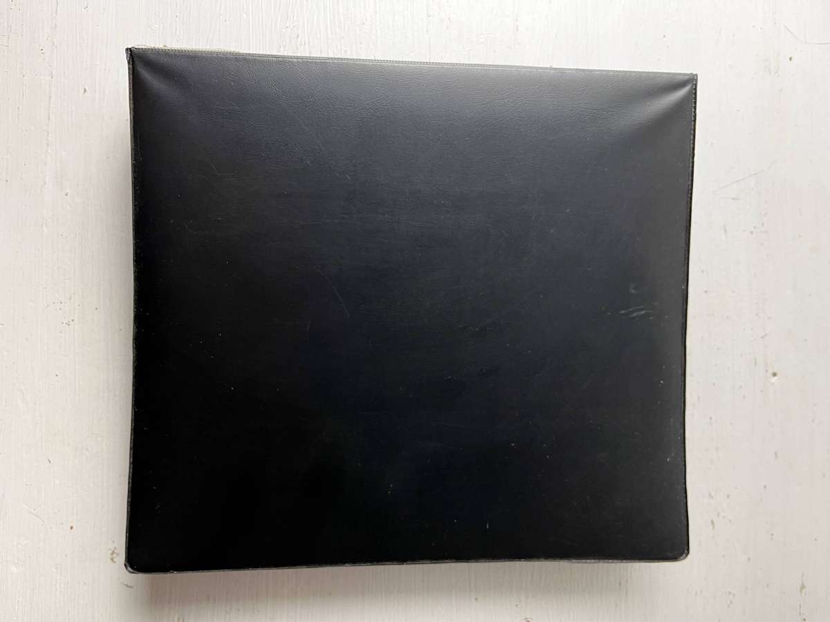 4-Ring Coin / Banknote Album Binder with Plastic Pocket Pages