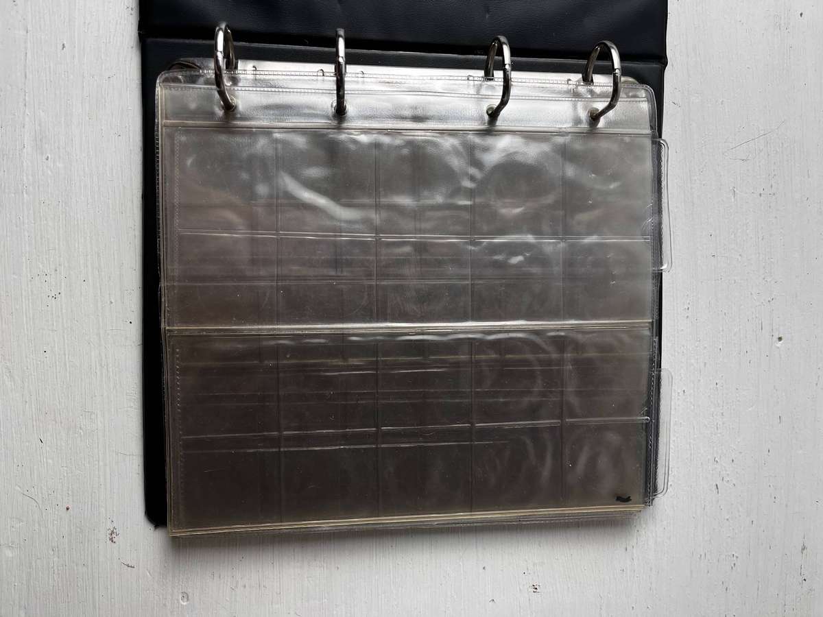 4-Ring Coin / Banknote Album Binder with Plastic Pocket Pages