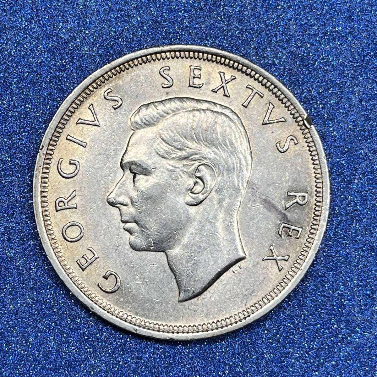  Union of SA 5 Shillings .800 Silver Crown 1949