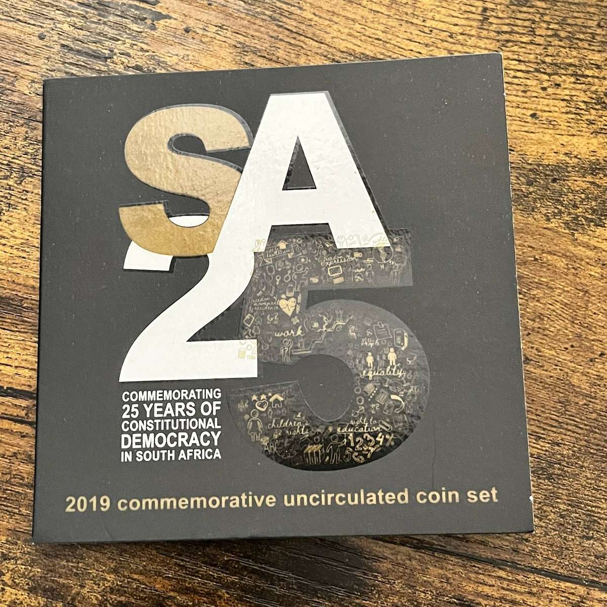  RSA 2019 SA25 Constitutional Democracy Uncirculated Coin Set  SA Mint