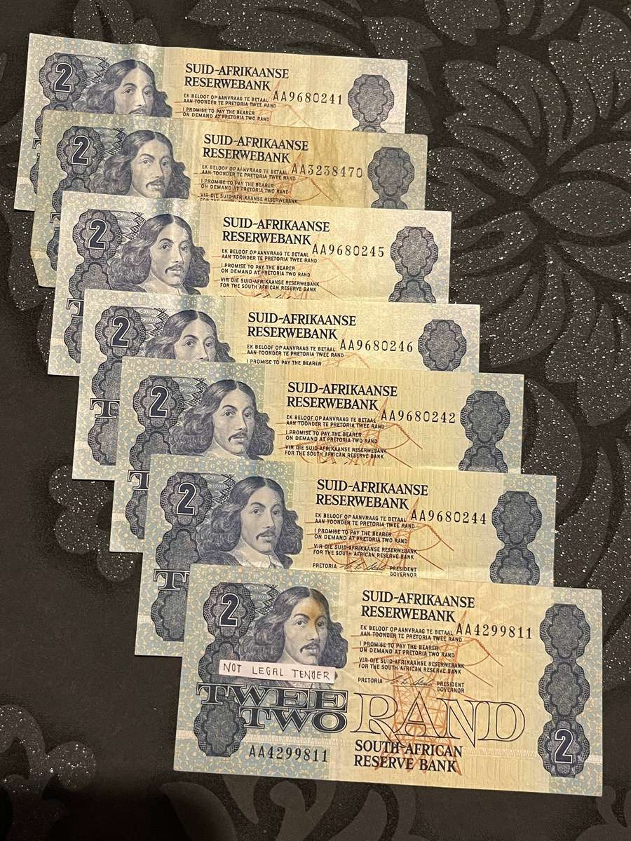  South Africa  Set of 7 × R2 Notes (CL Stals Signature Series)