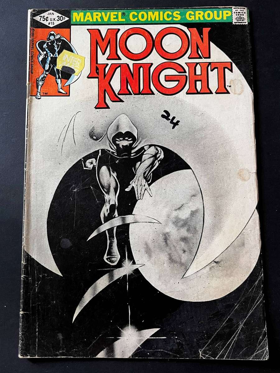  Moon Knight  Marvel Comics  Issue #15 (Early Run)
