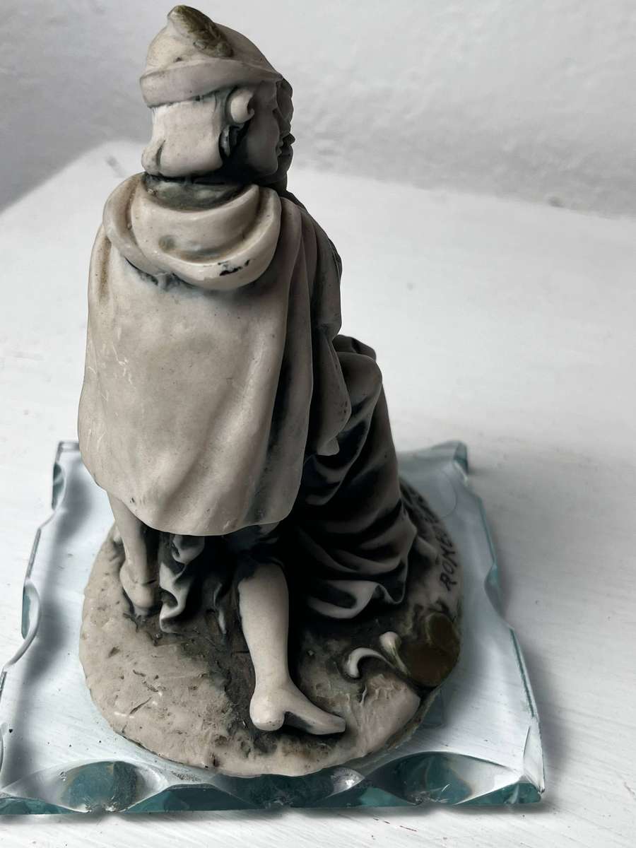 Vintage Romeo and Juliet Figurine on Glass Base 10cm