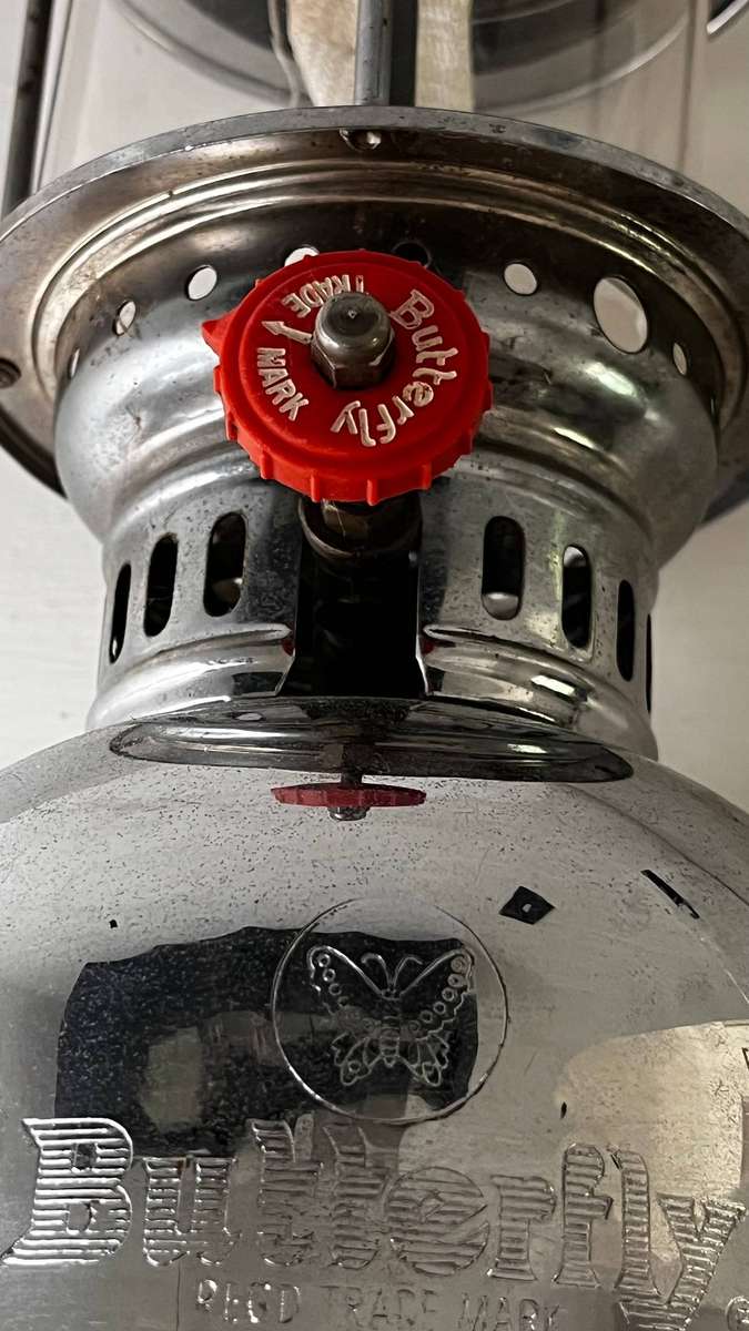 Butterfly Brand Pressure Paraffin Lamp Vintage Camping Lantern Red Mark