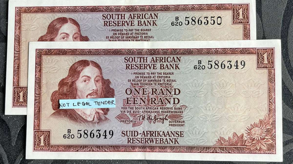 1 Rand Banknotes x 2 (consecutive) TW de Jongh