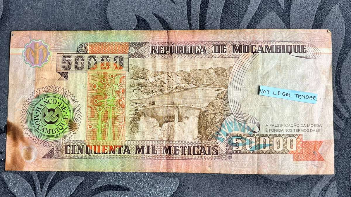 Mozambique 50000 Meticais Banknote 1993
