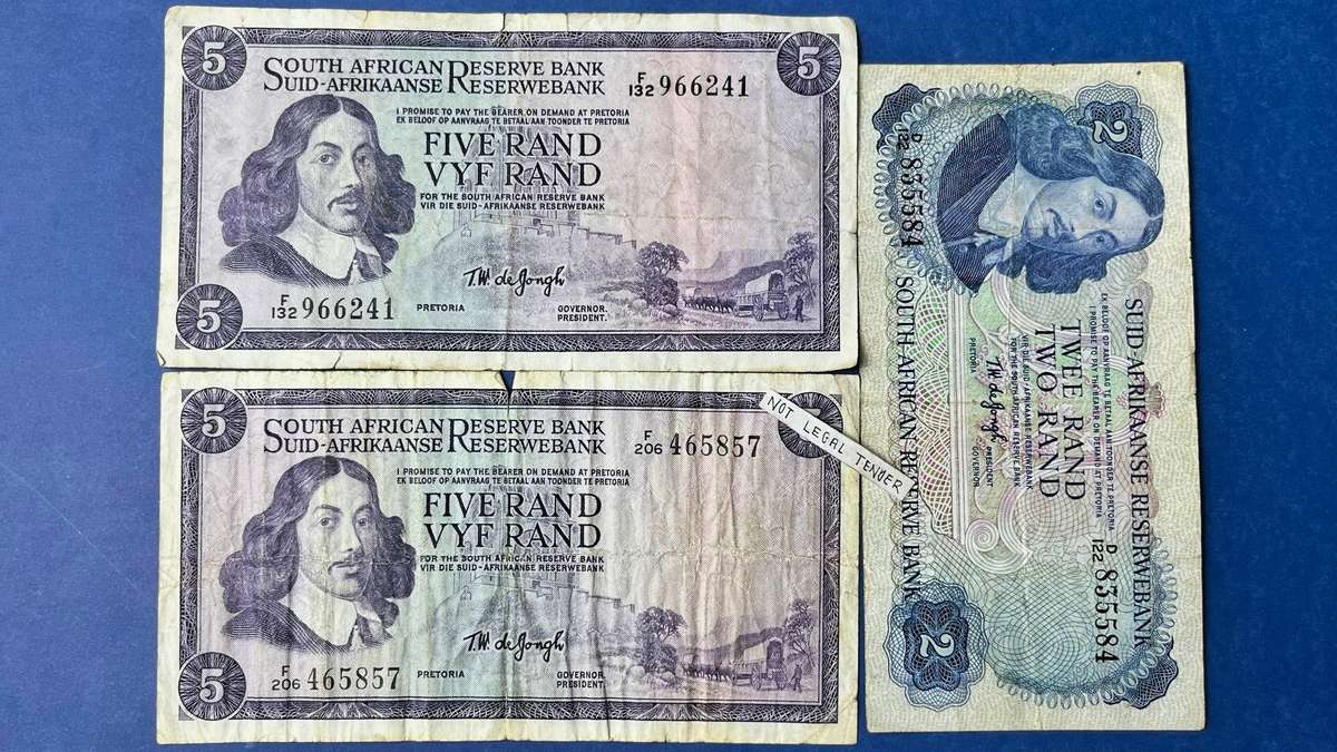  South Africa Banknote Lot  R5 & R2 Notes  T.W. de Jongh