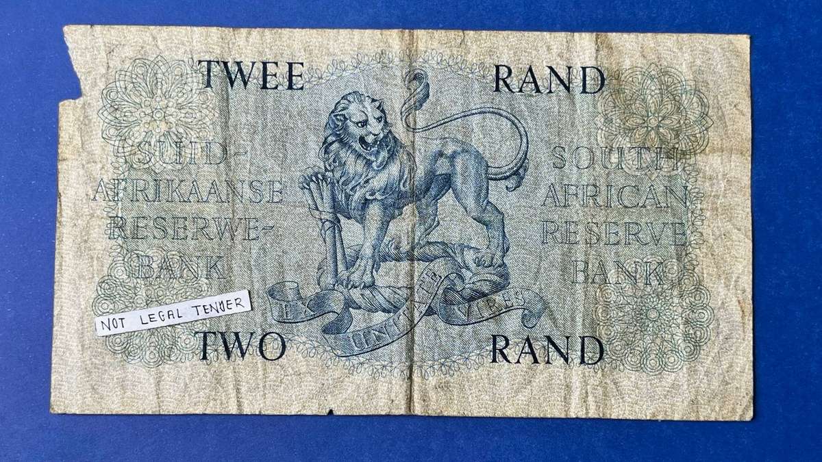  Early Reserve Bank South African Banknote  MH de Kock  R2
