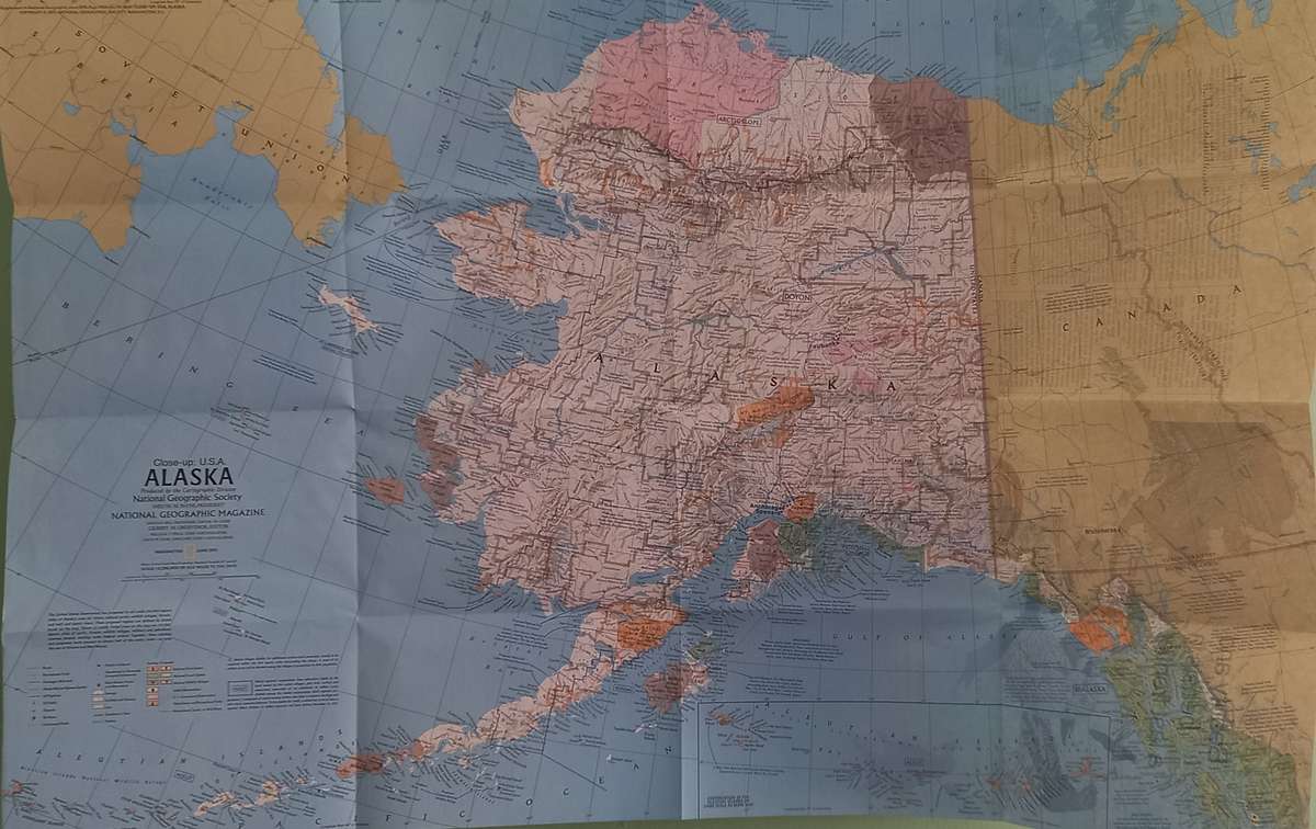 1975 Folded Map of ALASKA Published By National Geographic 89cmx70cm
