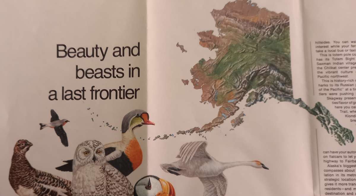 1975 Folded Map of ALASKA Published By National Geographic 89cmx70cm