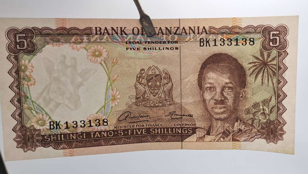 1966  Tanzania  5 Shillings Bank Note-UNC