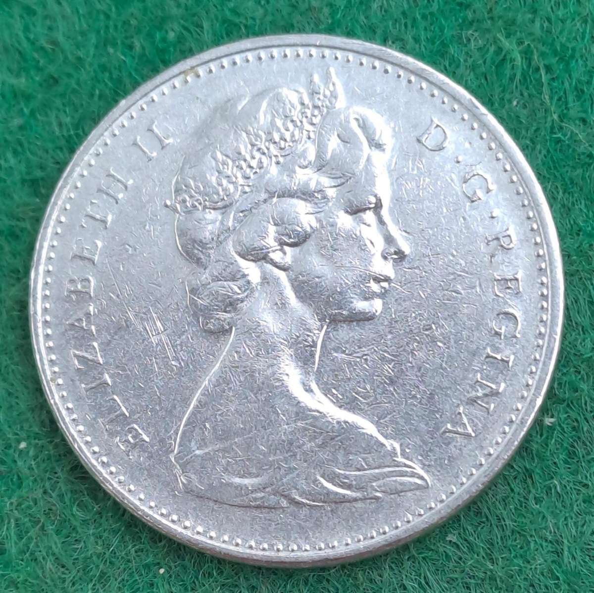 1977 Canada  5 Cents - Elizabeth II 2nd portrait