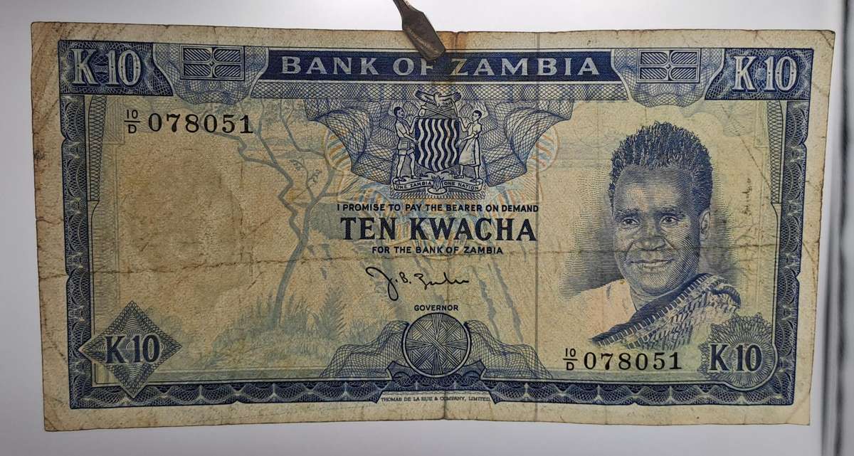 Rare!! 1969 Zambia 10 Kwacha - Bank note