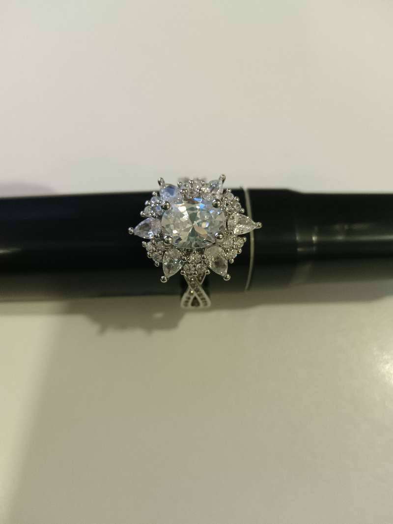 Stunning S925 ring