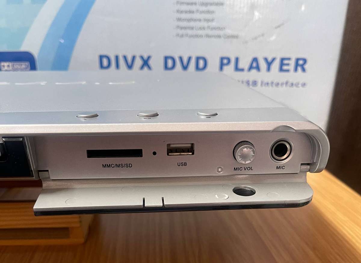 Wharfedale DVD Player DIVX-990 USB
