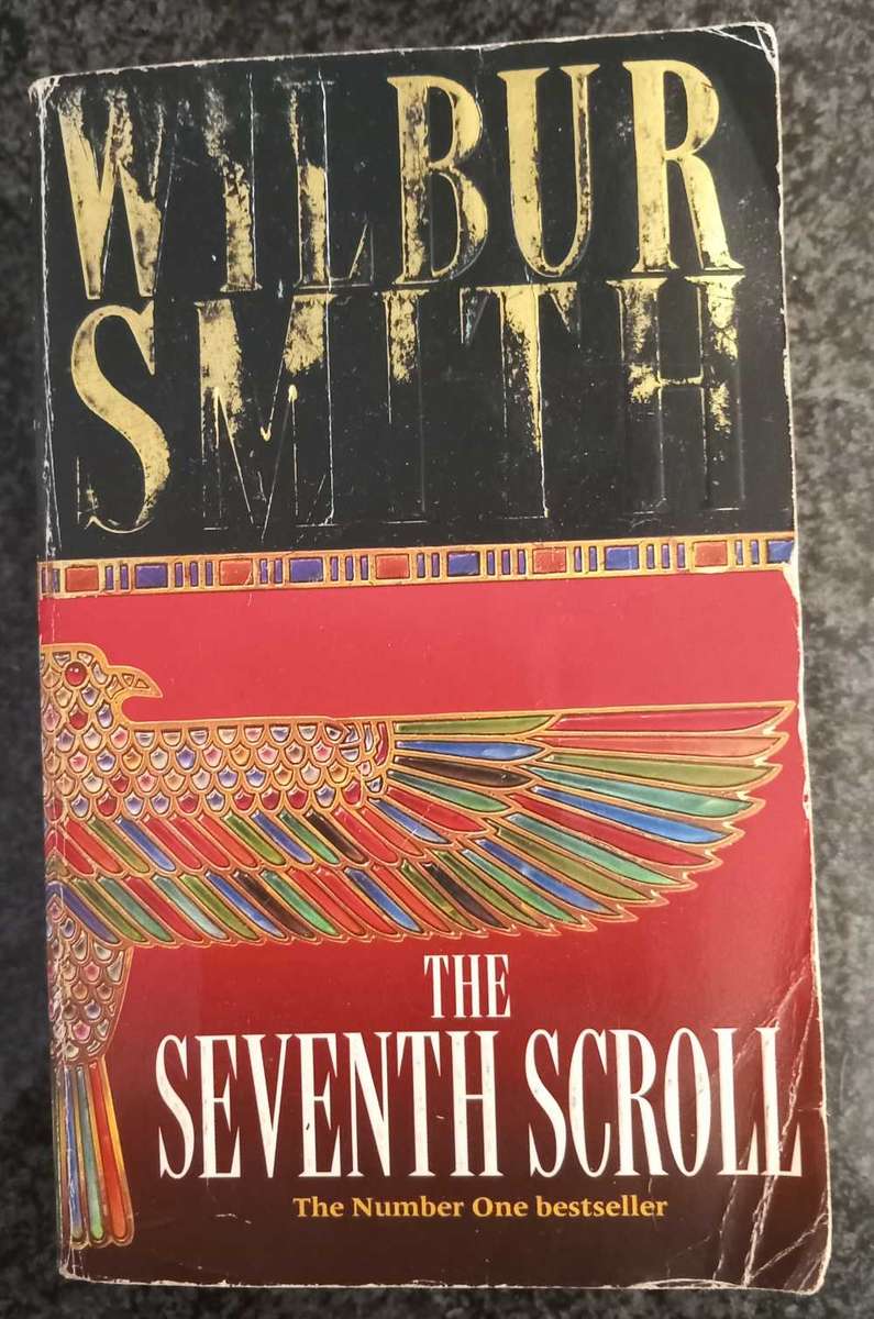 Book Bundle (13 pieces)