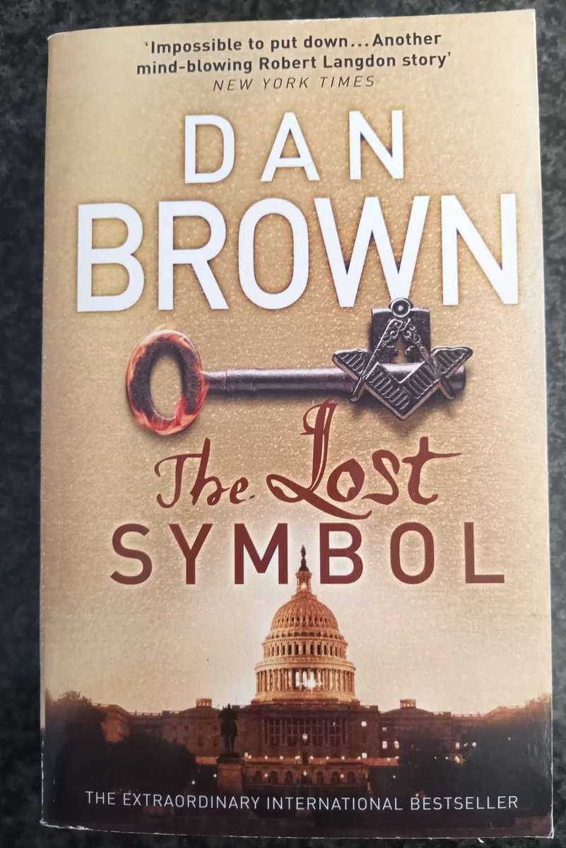 Book Bundle (13 pieces)