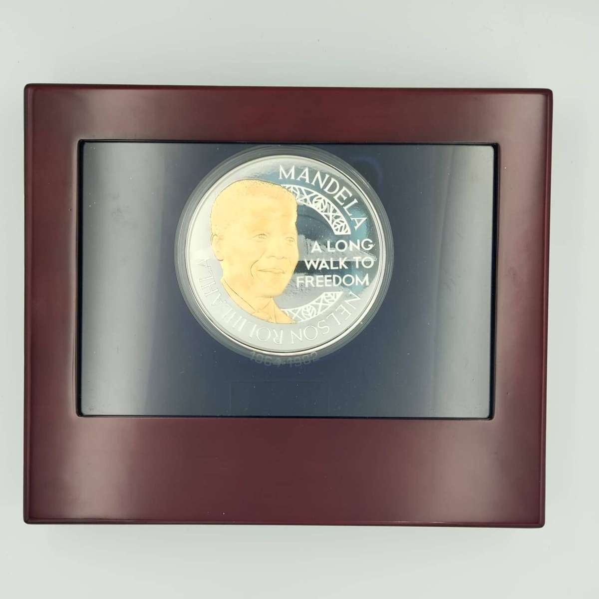 2010 Nelson Mandela Robben Island 1kg Silver Medallion