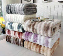 Foggy Shaded Faux Fur Throw Blanket, 210 x 150cm