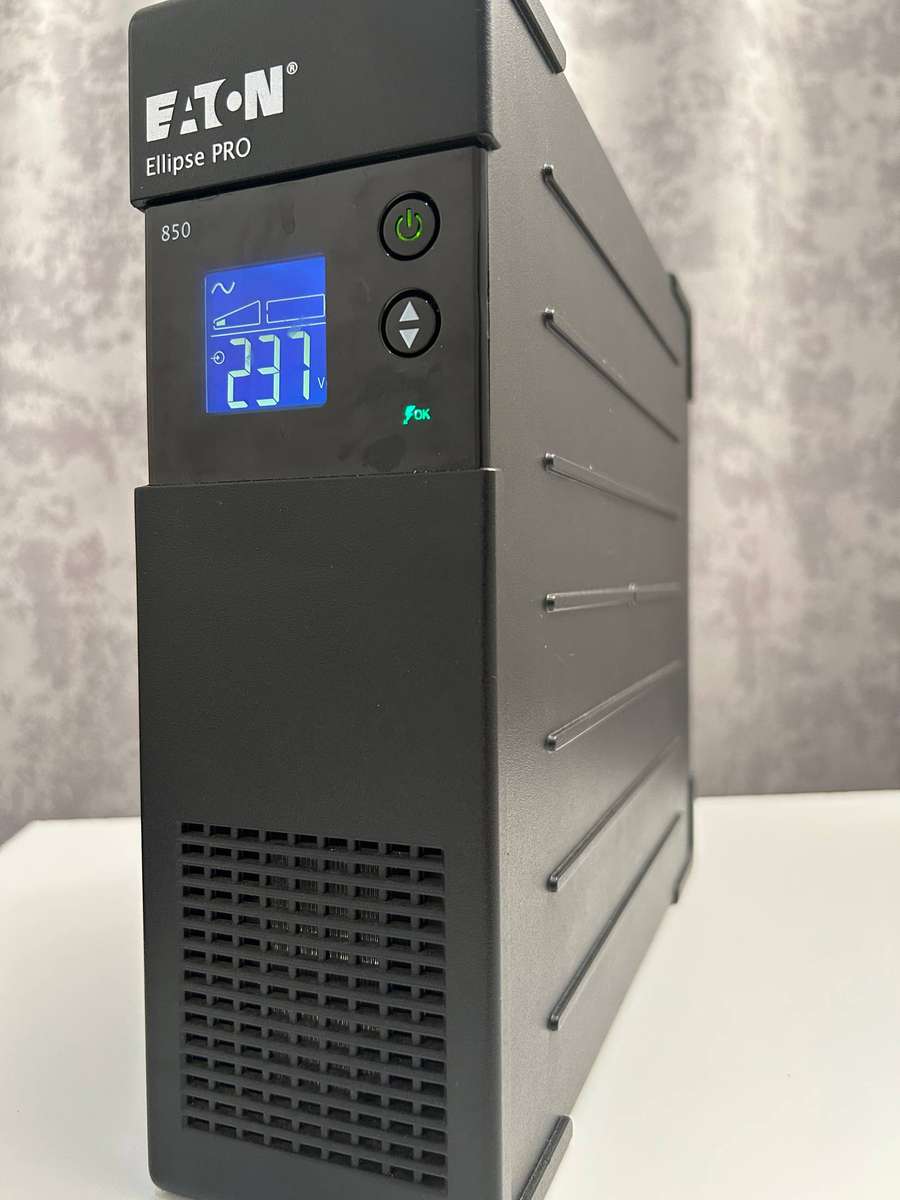 Eaton Ellipse PRO 850VA UPS (Uninterruptible Power Supply) - LCD Display