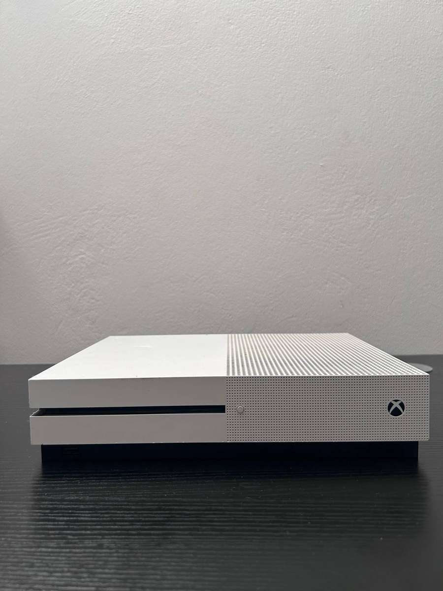 Xbox One S Console (White) - For Spares or Repair - As Is