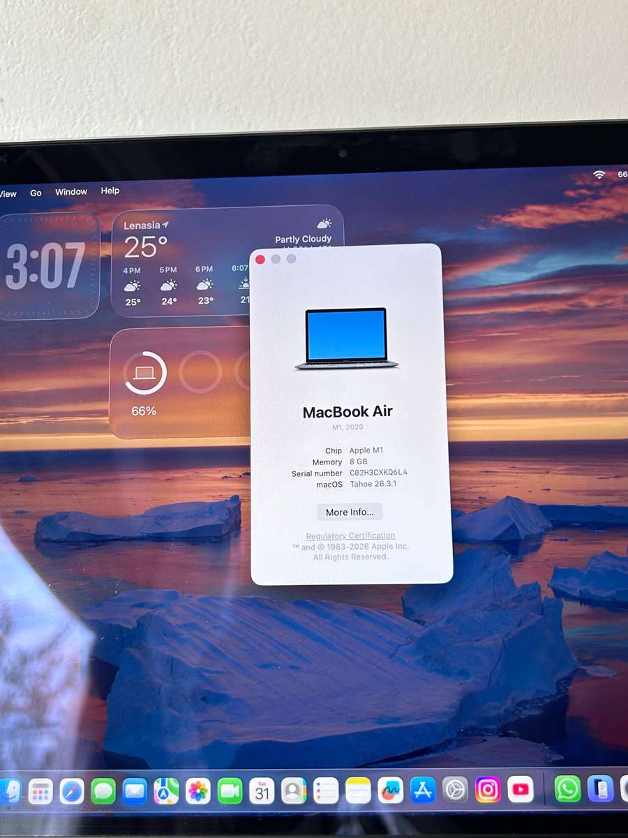 Apple Macbook Air M1 8GB RAM - 256GB SSD - Space Grey