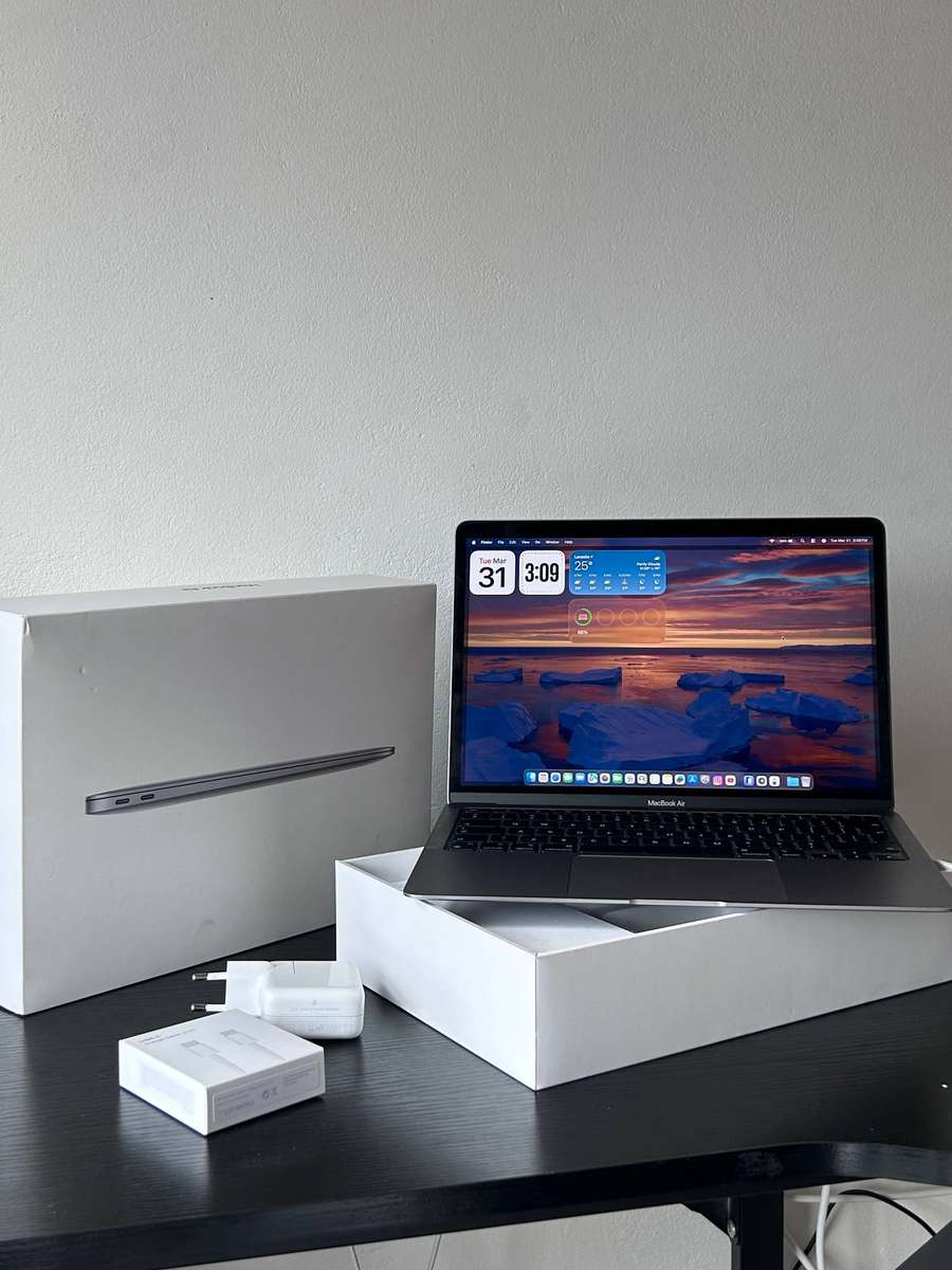 Apple Macbook Air M1 8GB RAM - 256GB SSD - Space Grey