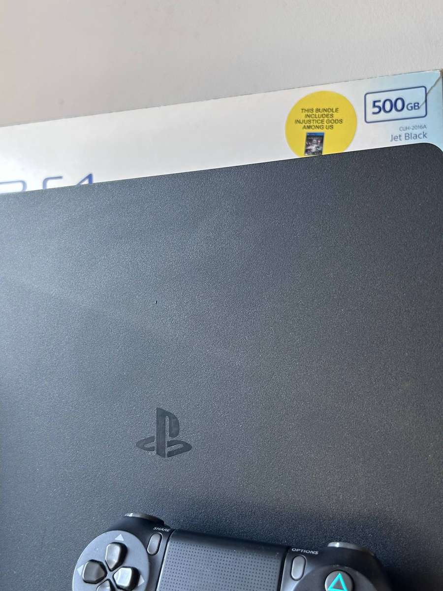 Sony PlayStation 4 Slim 500GB Bundle - Jet Black - Grand Theft Auto V Included