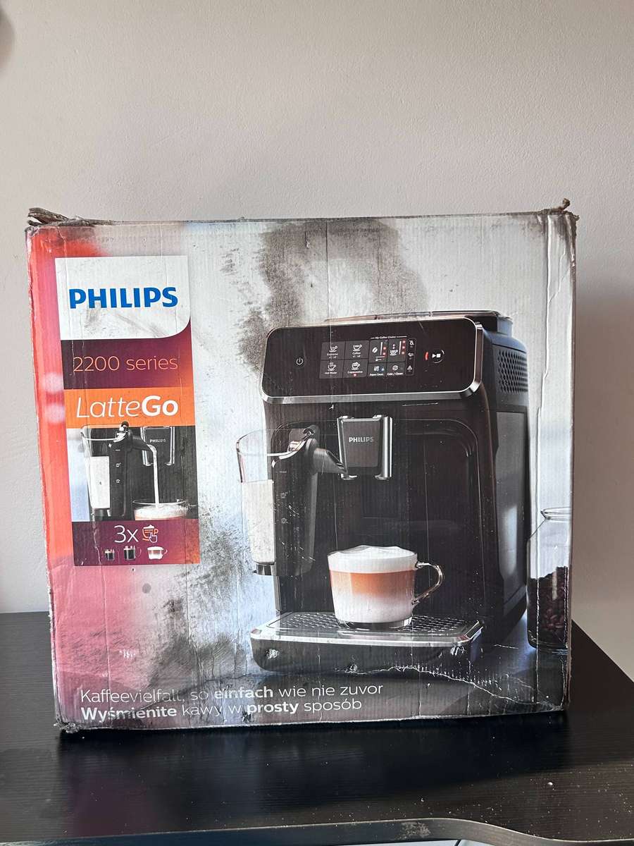 Philips 2200 Series LatteGo Fully Automatic Espresso Machine - Black/Silver