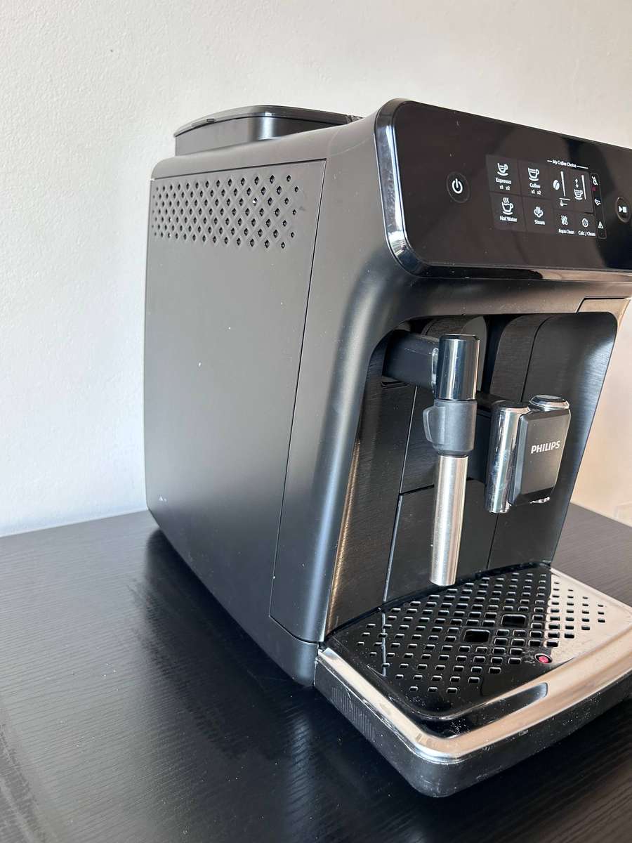 Philips 1200 Series Fully Automatic Espresso Machine - Classic Milk Frother - Black