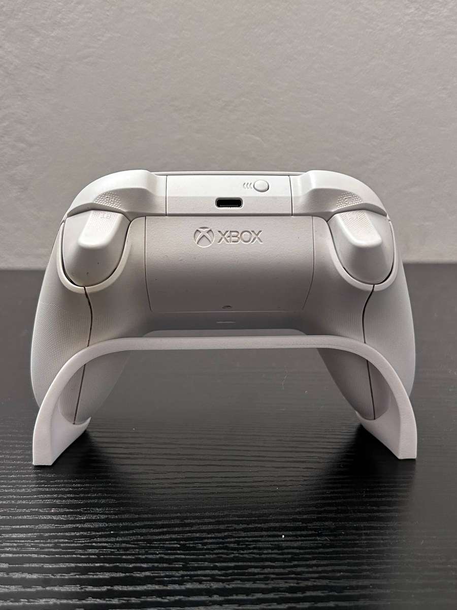 Xbox Series S/X Wireless Controller (Robot White) - Pre-owned