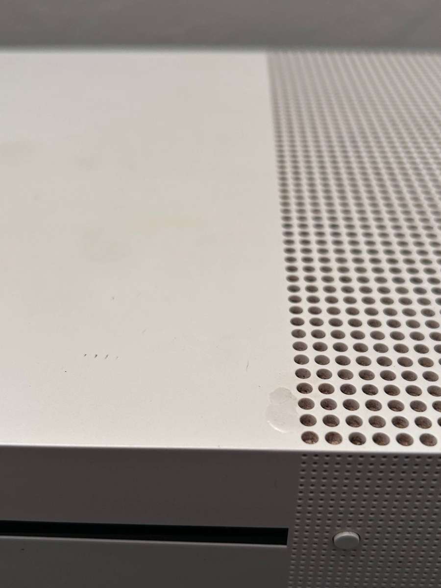 Xbox One S (Robot White) - Console Only - SPARES/REPAIRS