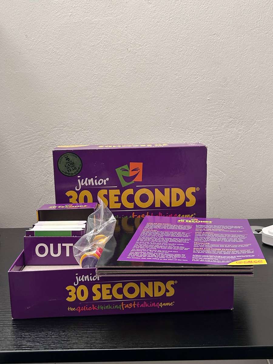 30 Seconds Junior Board Game - English Edition